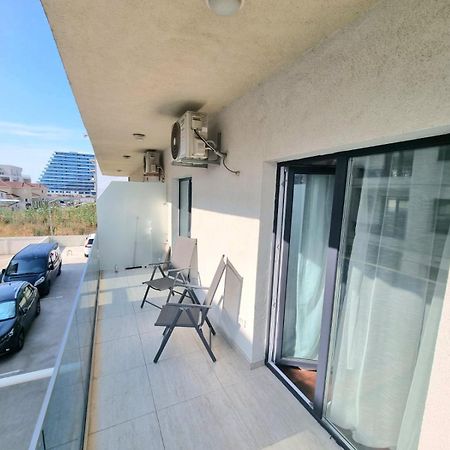 Studio Anabella-Endless Summer Mamaia Nord Apartaments Неводарі Екстер'єр фото